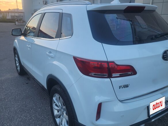 2020 FAW Besturn X40 I, белый - вид 6