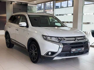 2016 Mitsubishi Outlander III Рестайлинг 2, белый, 2257000 рублей, вид 3