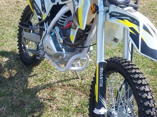 2024 Avantis Enduro 250, белый, 194000 рублей, вид 4