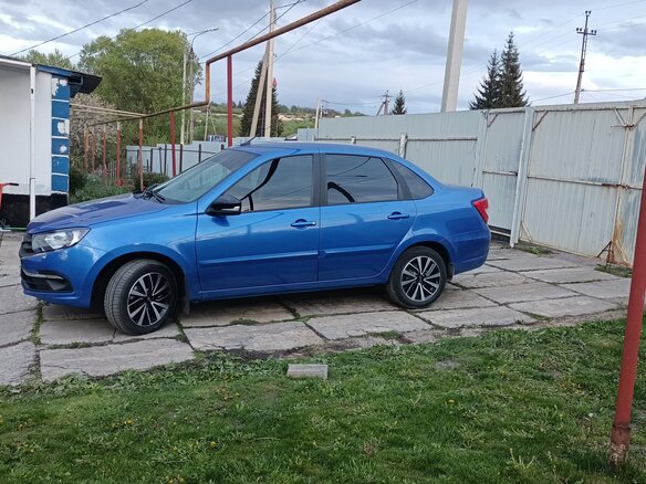 2021 Lada (ВАЗ) Granta I Рестайлинг, синий, 930000 рублей - вид 3