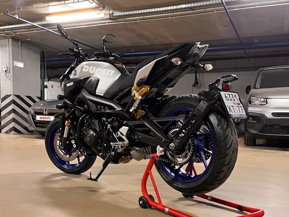 2020 Yamaha MT-09 (FZ-09), серебристый, 900000 рублей - вид 15