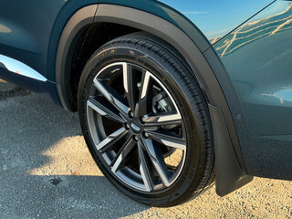 2023 Geely Monjaro (Xingyue L) I, зелёный, 2875000 рублей, вид 4