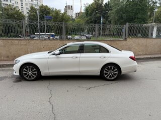 2019 Mercedes-Benz E-Класс 300 V (W213, S213, C238), белый, 4099999 рублей, вид 2