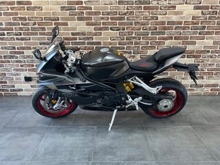 2026 QJMotor SRK 921 RR, чёрный, 1200000 рублей, вид 4