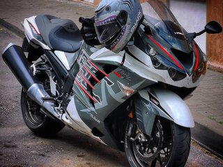 2006 Kawasaki ZX1400C, белый, 806596 рублей, вид 1