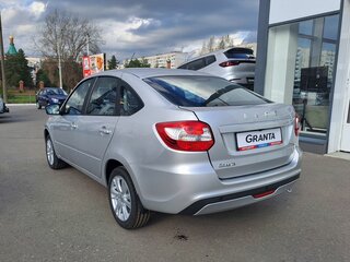 2026 Lada (ВАЗ) Granta I Рестайлинг, серебристый, 1289900 рублей, вид 2