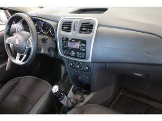 2022 Renault Logan II Рестайлинг, белый, 1210000 рублей, вид 5