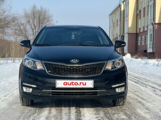 2015 Kia Rio III Рестайлинг, чёрный, 1210000 рублей, вид 1