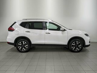 2020 Nissan X-Trail III Рестайлинг, белый, 2490000 рублей, вид 4