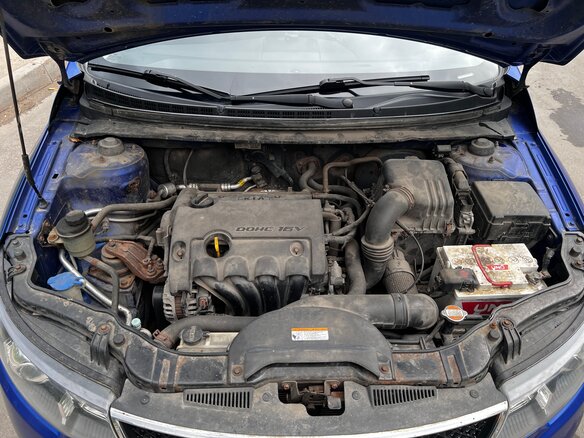 2010 Kia Cerato 5-speed II, голубой, 800000 рублей - вид 13