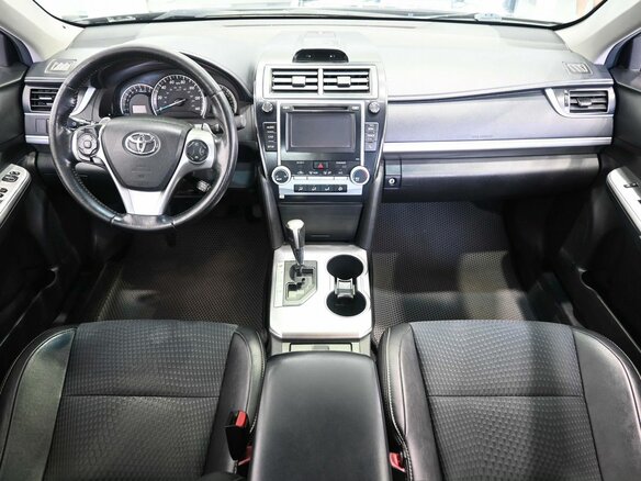 2013 Toyota Camry Japan Market VII (XV50), чёрный - вид 10