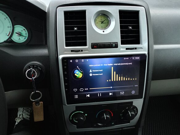2005 Chrysler 300C I, чёрный, 890000 рублей - вид 8