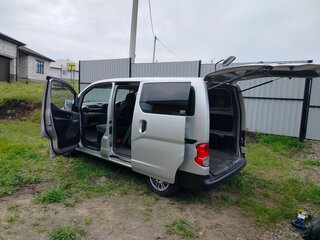 2010 Nissan NV200, серый, 1085000 рублей, вид 4