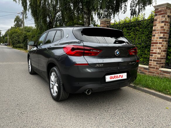 2020 BMW X2 xDrive18d I (F39), серый - вид 16