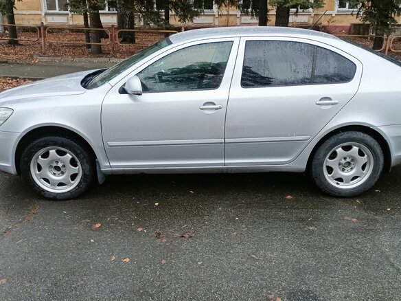 2011 Skoda Octavia II (A5) Рестайлинг, серебристый, 840000 рублей - вид 8