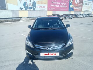 2015 Hyundai Solaris I Рестайлинг, чёрный, 650000 рублей, вид 2