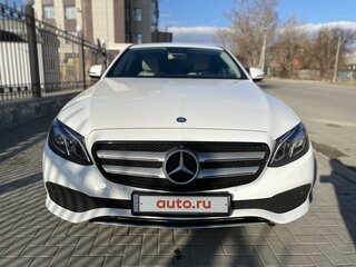 2016 Mercedes-Benz E-Класс 400 V (W213, S213, C238), белый, 4200000 рублей, вид 3