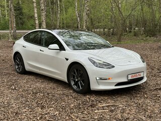 2021 Tesla Model 3 Standart Plus I, белый, 2800000 рублей, вид 3