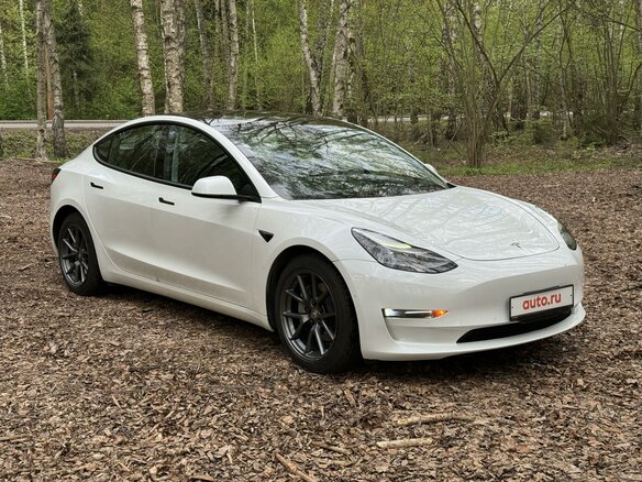 2021 Tesla Model 3 Standart Plus I, белый, 2800000 рублей - вид 2