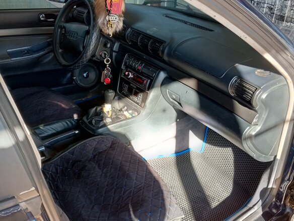 1997 Audi A4 I (B5), синий, 300000 рублей - вид 5
