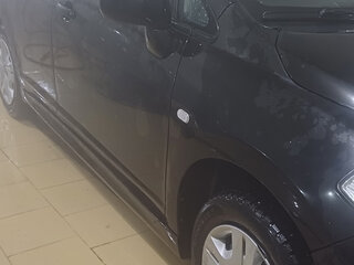 2010 Nissan Tiida I Рестайлинг, чёрный, 758000 рублей, вид 1