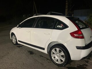 2010 Citroen C4 I Рестайлинг, белый, 400000 рублей, вид 3