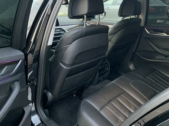 2019 BMW 5 серии 530d xDrive VII (G30/G31/G38), чёрный, 4500000 рублей - вид 13