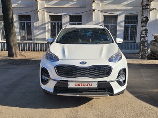 2018 Kia Sportage IV Рестайлинг, белый, 2500000 рублей, вид 1