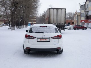 2015 Mazda Atenza III Рестайлинг, белый, 1700000 рублей, вид 5