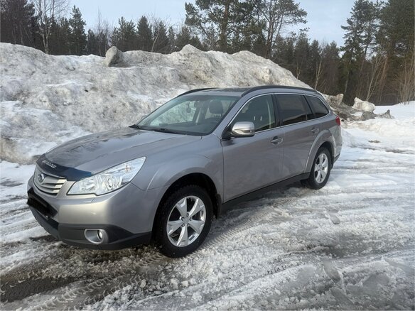 2010 Subaru Outback IV, серебристый, 1280000 рублей