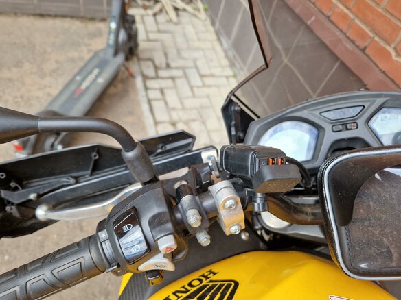 2014 Honda CB 650F, жёлтый, 510000 рублей - вид 5