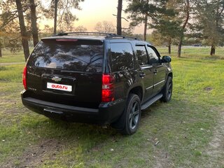 2008 Chevrolet Tahoe III, чёрный, 1700000 рублей, вид 4