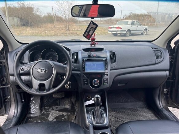 2011 Kia Cerato 4-speed II, серый, 810000 рублей - вид 6