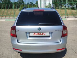 2010 Skoda Octavia II (A5) Рестайлинг, серебристый, 930000 рублей, вид 5