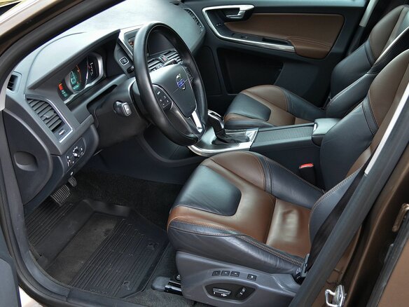 2013 Volvo XC60 I Рестайлинг, коричневый - вид 7