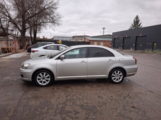 2008 Toyota Avensis II Рестайлинг, серебристый, 750000 рублей, вид 3