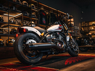 2025 Indian Scout, белый, 2440000 рублей, вид 3