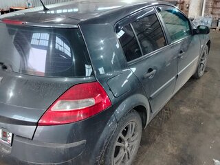 2007 Renault Megane II Рестайлинг, серый, 480000 рублей, вид 3
