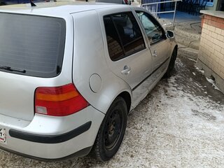 1998 Volkswagen Golf IV, серебристый, 250000 рублей, вид 3