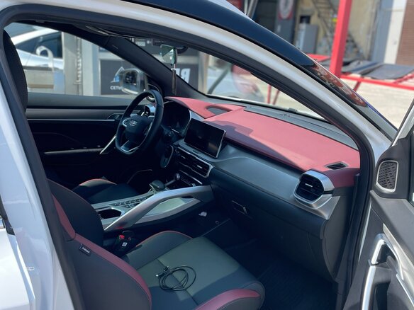 2024 Geely Coolray I, белый, 2200000 рублей - вид 6