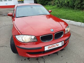 2009 BMW 1 серии 116i I (E81/E82/E87/E88) Рестайлинг, красный, 770000 рублей, вид 2