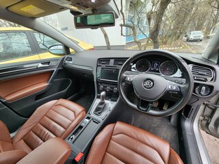 2014 Volkswagen Golf VII, серый, 1350000 рублей, вид 2