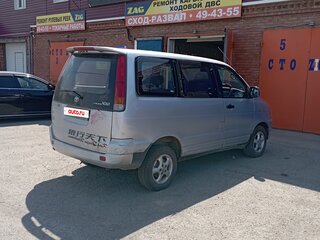 1996 Toyota Lite Ace Noah V, серебристый, 520000 рублей, вид 2