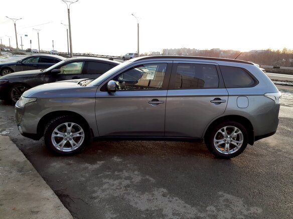 2012 Mitsubishi Outlander III, серый - вид 5