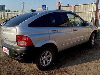 2012 SsangYong Actyon II, серебристый, 1000000 рублей, вид 2
