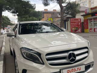 2014 Mercedes-Benz GLA 200 I (X156), белый, 1950000 рублей, вид 3