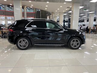2021 Mercedes-Benz GLE 350 II (V167), чёрный, 6999000 рублей, вид 4