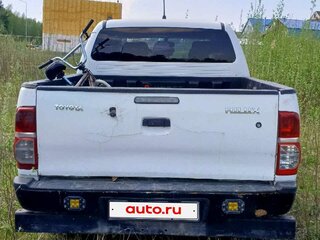 2014 Toyota Hilux VII Рестайлинг, белый, 1600000 рублей, вид 4