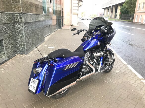 2012 Harley-Davidson CVO, синий - вид 2