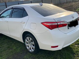 2014 Toyota Corolla XI (E160, E170, E180), белый, 1450000 рублей, вид 4